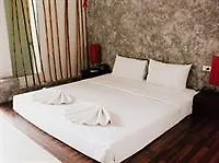 The Album Loft At Phuket Otel
